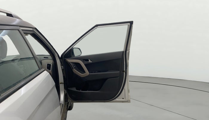 2017 Hyundai Creta SX PLUS 1.6 PETROL, Petrol, Manual, 70,971 km, RHS Front Door