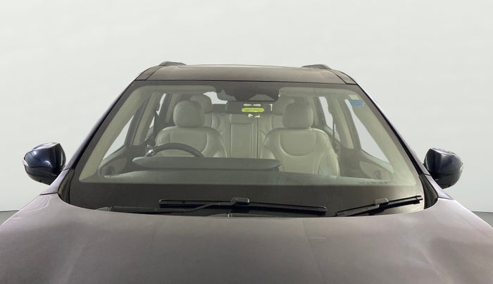 2021 Mahindra XUV700 AX 7 P MT 7 STR, Petrol, Manual, 79,059 km, Front Windshield