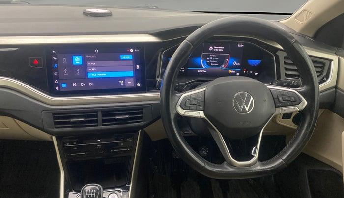 2022 Volkswagen VIRTUS TOPLINE TSI 1.0 MT, Petrol, Manual, 63,711 km, Steering Wheel Close Up