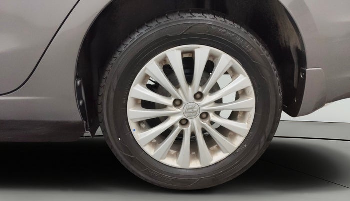 2016 Maruti Ciaz ZDI SHVS, Diesel, Manual, 72,307 km, Left Rear Wheel