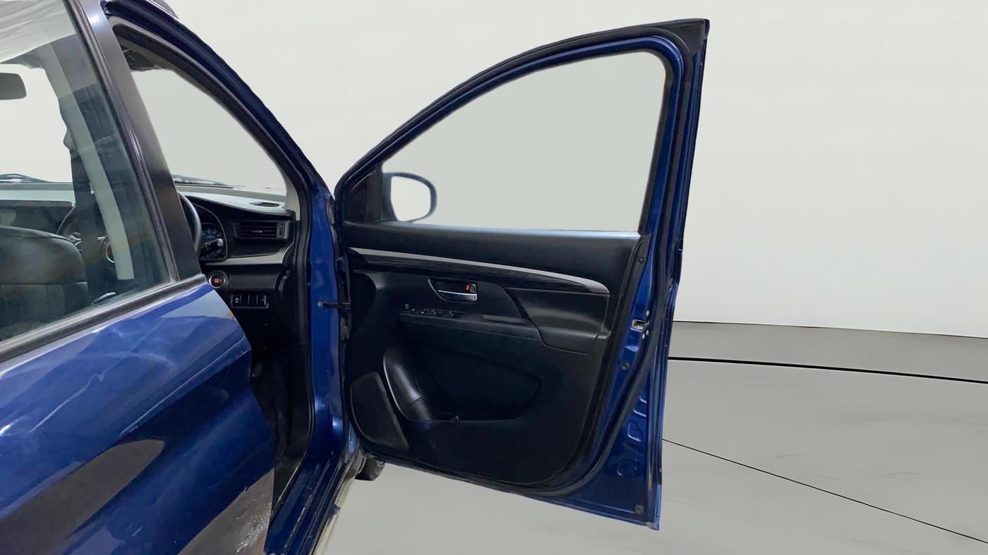 2019 Maruti XL6 ALPHA MT, Petrol, Manual, 29,154 km, RHS Front Door