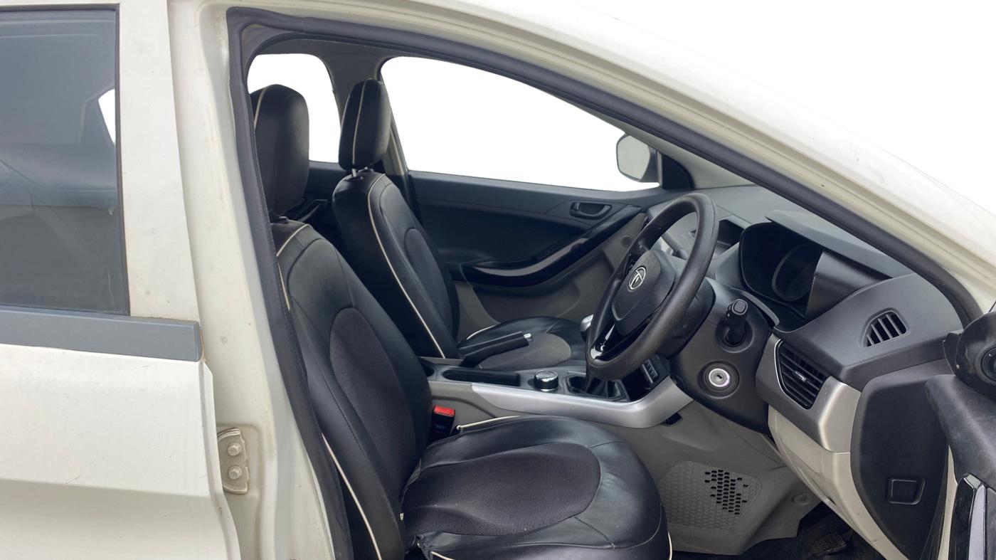 2018 Tata NEXON XM PETROL, Petrol, Manual, 42,094 km, Right Side Front Door Cabin