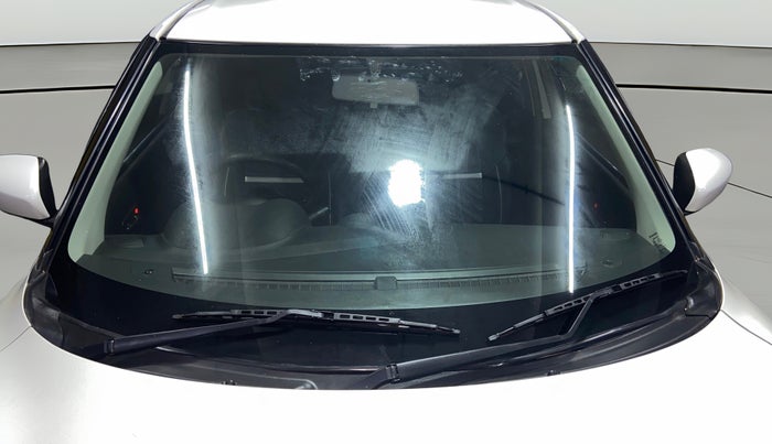 2020 Maruti Swift ZXI AMT, Petrol, Automatic, 33,817 km, Front Windshield