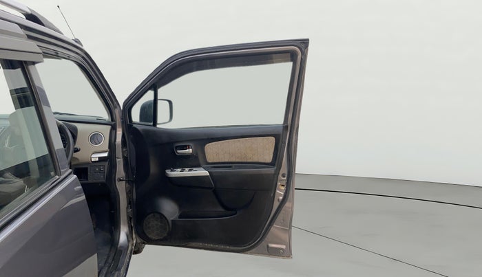 2015 Maruti Wagon R 1.0 VXI, Petrol, Manual, 1,15,577 km, RHS Front Door