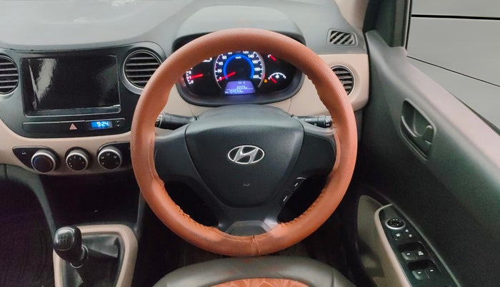 2014 Hyundai Grand i10 MAGNA 1.2 KAPPA VTVT, Petrol, Manual, 1,04,591 km, Steering Wheel Close Up