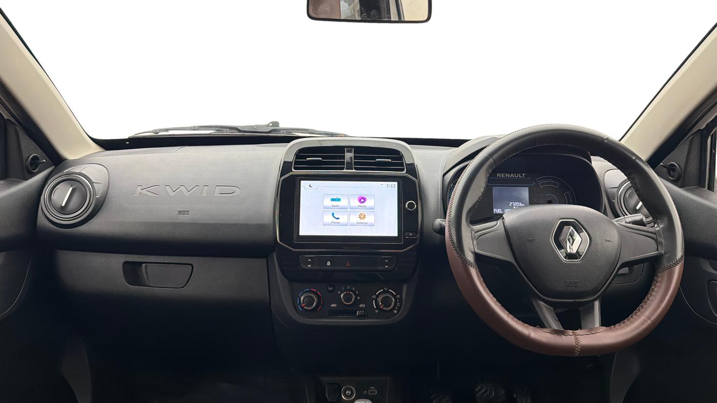 2025 Renault Kwid RXL 1.0 (O), CNG, Manual, 27,203 km, Dashboard