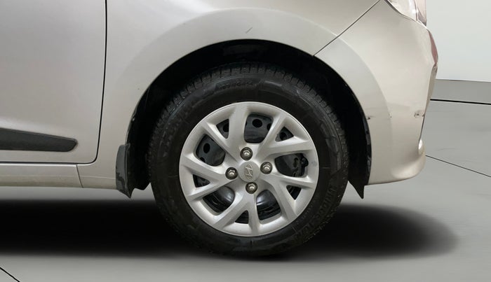 2017 Hyundai Grand i10 SPORTZ 1.2 KAPPA VTVT, Petrol, Manual, 28,138 km, Right Front Wheel