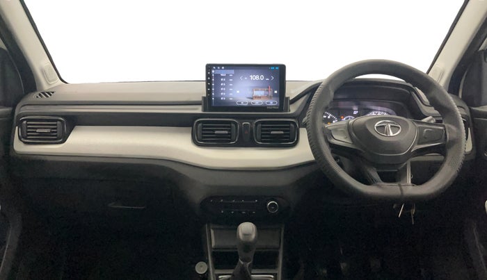 2022 Tata PUNCH PURE MT, CNG, Manual, 72,243 km, Dashboard
