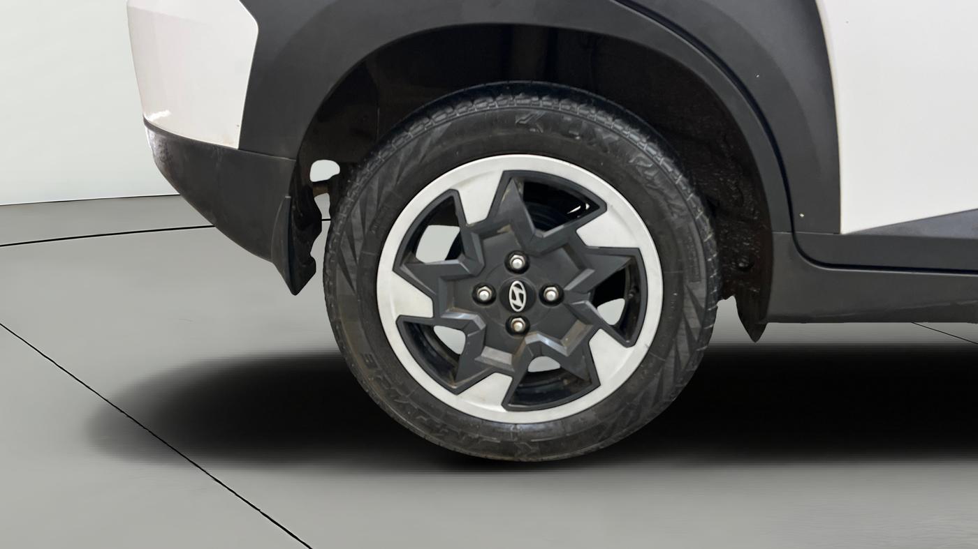 2025 Hyundai EXTER SX 1.2 MT Hy-CNG Duo , CNG, Manual, 26,708 km, Right Rear Wheel
