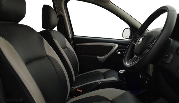 2020 Renault Duster RXZ 1.3 TURBO PETROL MT, Petrol, Manual, 34,950 km, Right Side Front Door Cabin