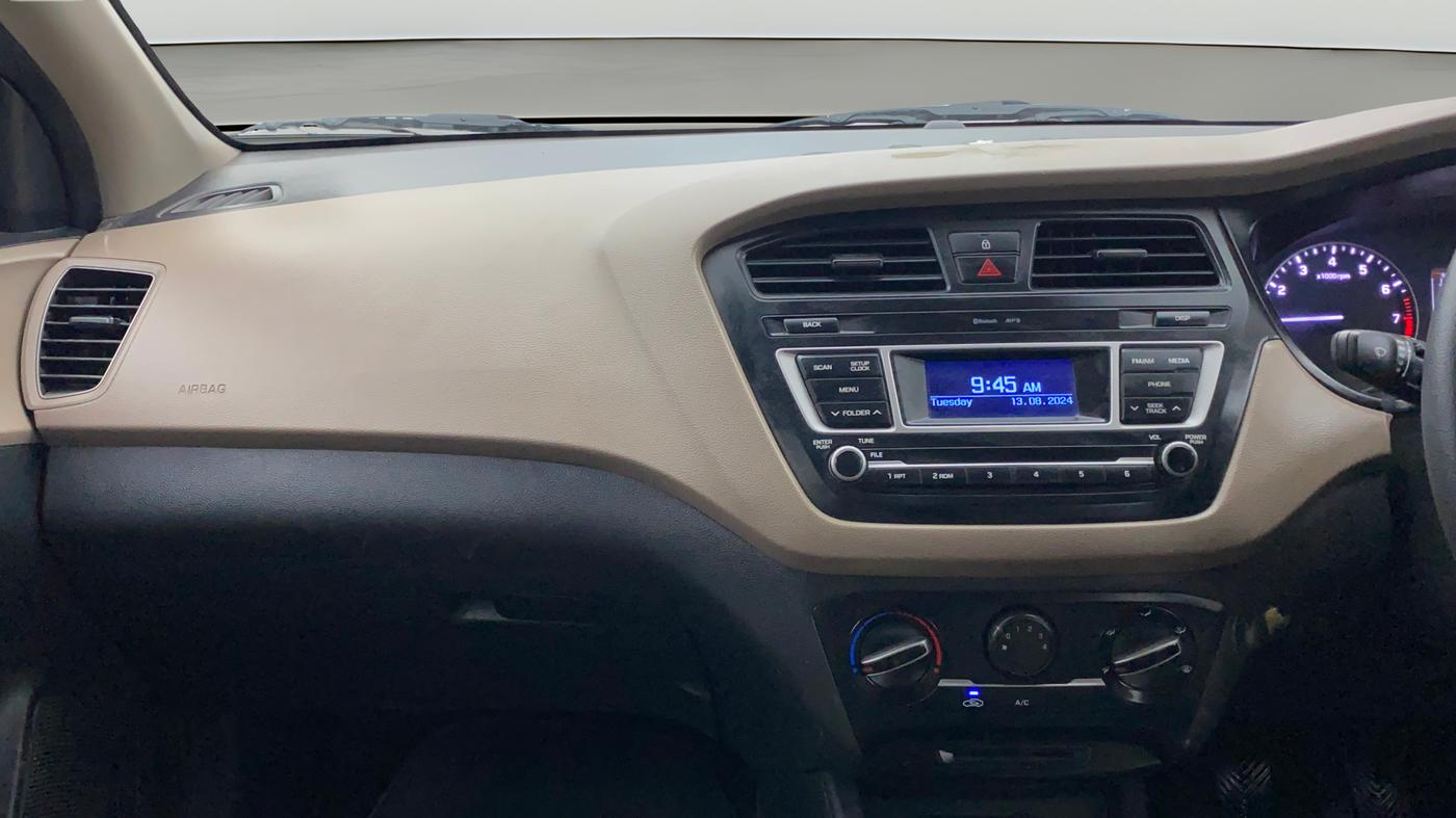 2016 Hyundai Elite i20 MAGNA 1.2, Petrol, Manual, 33,292 km, Air Conditioner