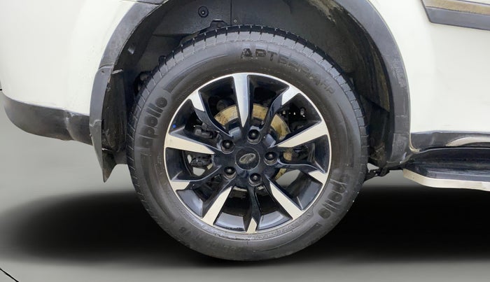 2019 Mahindra XUV500 W11 AT, Diesel, Automatic, 93,553 km, Right Rear Wheel