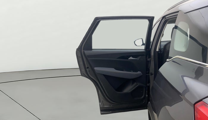 2022 MG HECTOR SHINE 1.5 PETROL TURBO MT, Petrol, Manual, 24,799 km, LHS Rear Door