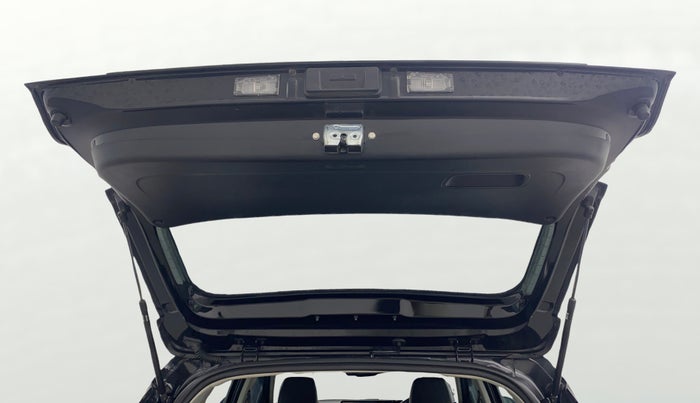 2022 KIA SONET GTX PLUS 1.0 IMT, CNG, Manual, 44,846 km, Boot Door Open