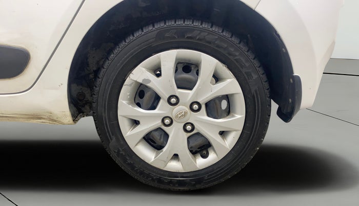 2013 Hyundai Grand i10 SPORTZ 1.2 KAPPA VTVT, Petrol, Manual, 60,841 km, Left Rear Wheel