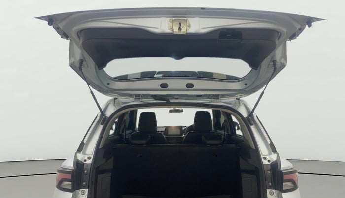 2022 Maruti BREZZA VXI AT SMART HYBRID, Petrol, Automatic, 10,563 km, Boot Door Open