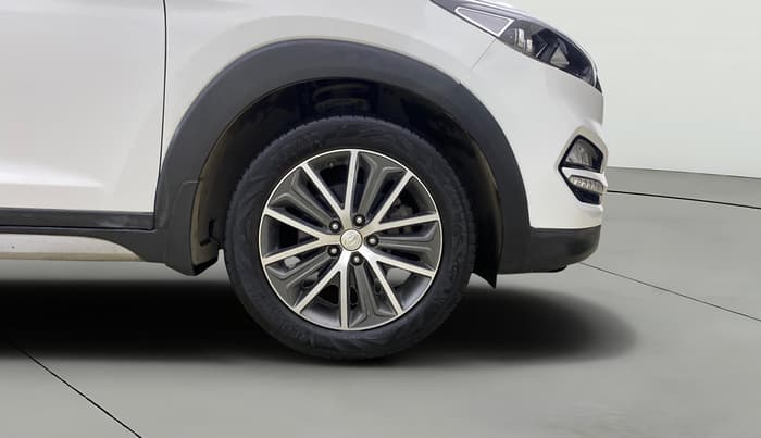 2018 Hyundai Tucson GLS 2WD AT PETROL, Petrol, Automatic, 37,821 km, Right Front Wheel