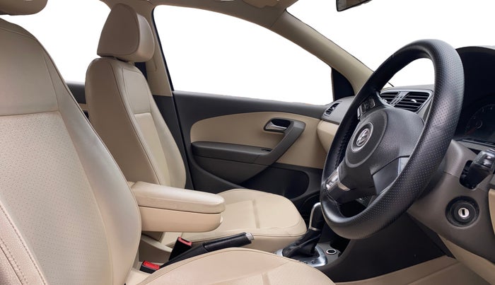 2014 Volkswagen Vento HIGHLINE PETROL AT, Petrol, Automatic, 1,05,011 km, Right Side Front Door Cabin