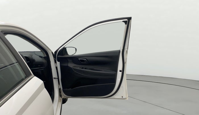 2022 Hyundai NEW I20 SPORTZ 1.2 MT, Petrol, Manual, 24,903 km, RHS Front Door