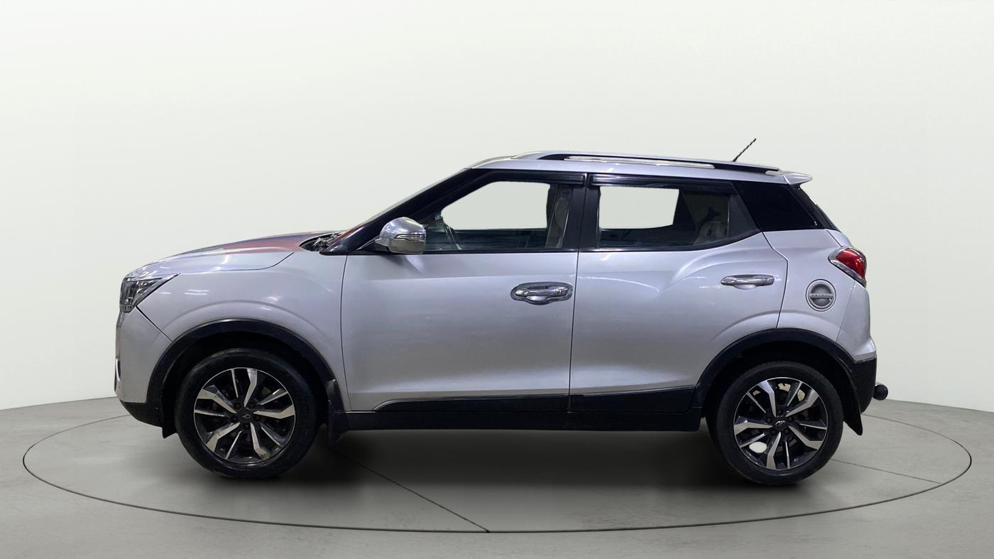 2019 Mahindra XUV300 W8 (O) 1.2 PETROL, Petrol, Manual, 80,379 km, Left Side