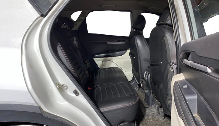 2020 KIA SONET HTX 1.0 IMT, Petrol, Manual, 51,102 km, Right Side Rear Door Cabin