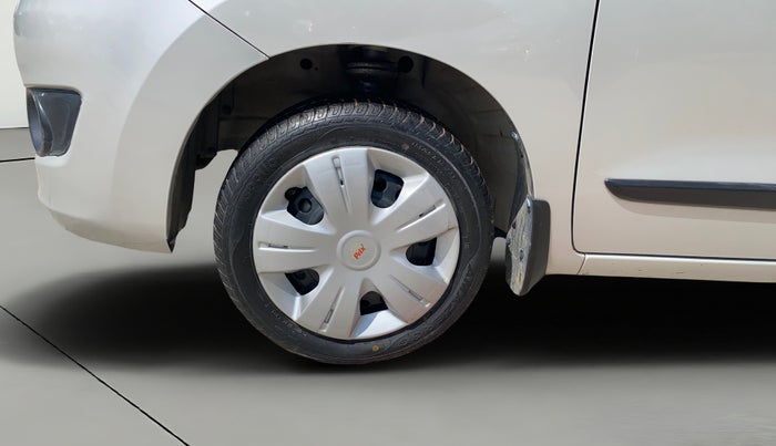 2017 Maruti Wagon R 1.0 VXI, Petrol, Manual, 36,178 km, Left Front Wheel
