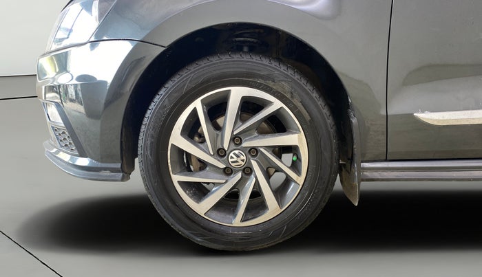 2020 Volkswagen Polo COMFORTLINE 1.0L MPI, Petrol, Manual, 1,25,895 km, Left Front Wheel