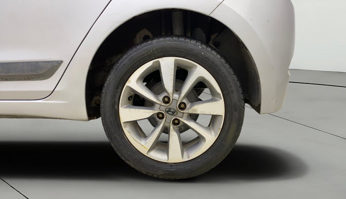 2015 Hyundai Elite i20 SPORTZ 1.2, Petrol, Manual, 18,421 km, Left Rear Wheel