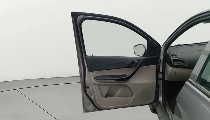 2019 Tata Tiago XZ PETROL, CNG, Manual, 28,177 km, LHS Front Door