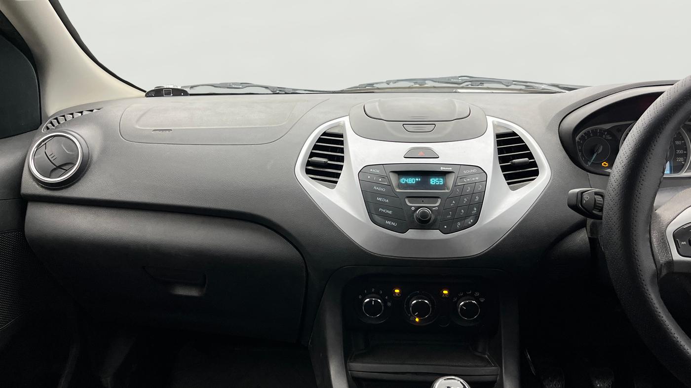 2015 Ford Figo ZXI 1.2 PETROL, Petrol, Manual, 94,037 km, Air Conditioner