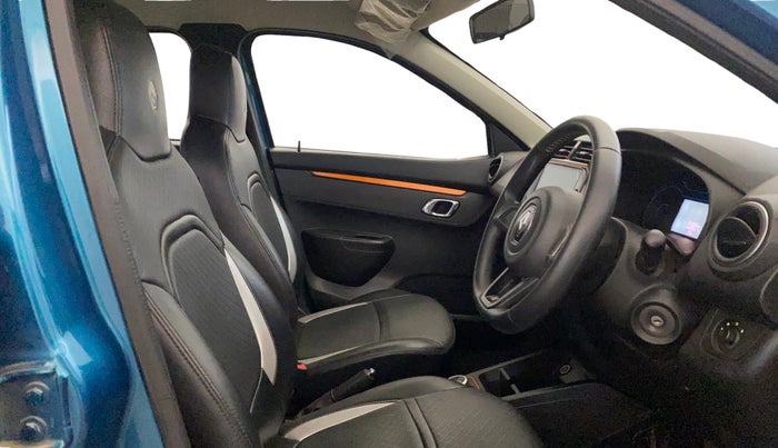 2022 Renault Kwid CLIMBER 1.0 AMT (O), Petrol, Automatic, 91,025 km, Right Side Front Door Cabin