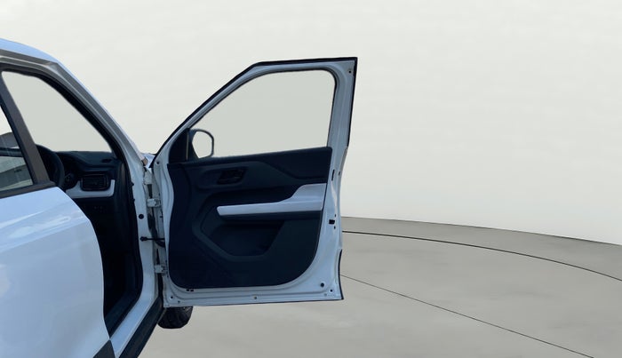 2024 Tata PUNCH CREATIVE 1.2 MT KAZIRANGA EDITION , Petrol, Manual, 5,461 km, RHS Front Door