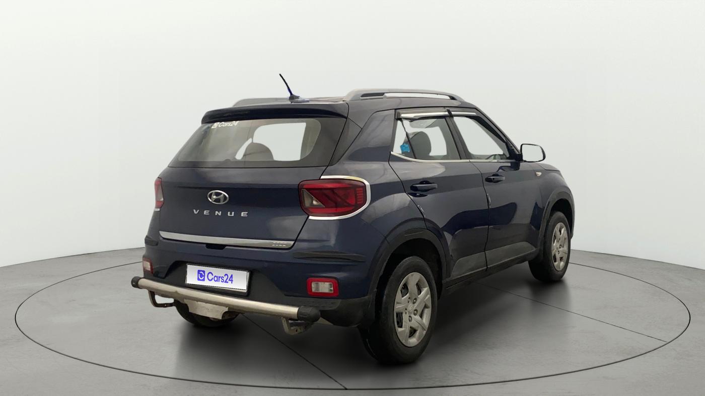 2021 Hyundai VENUE S 1.2, Petrol, Manual, 60,591 km, Right Back Diagonal