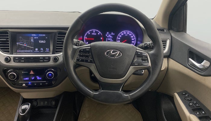 2018 Hyundai Verna 1.6 CRDI SX + AT, Diesel, Automatic, 1,24,498 km, Steering Wheel Close Up