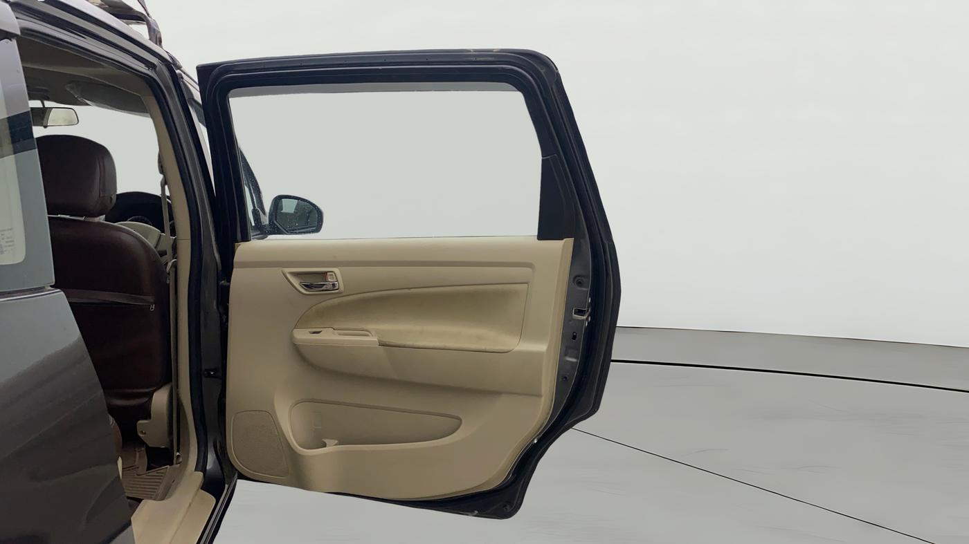 2018 Maruti Ertiga VXI, Petrol, Manual, 76,184 km, RHS Rear Door