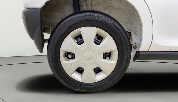 2022 Maruti S PRESSO VXI (O) CNG, CNG, Manual, 61,418 km, Right Rear Wheel