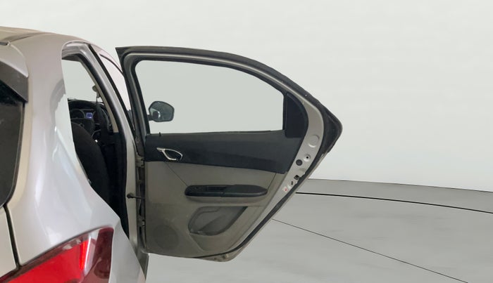 2017 Tata Tiago XZ PETROL, Petrol, Manual, 48,829 km, RHS Rear Door