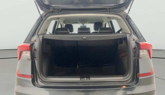 2021 Skoda KUSHAQ AMBITION 1.0L TSI MT, Petrol, Manual, 31,368 km, Boot Open Zoomed View