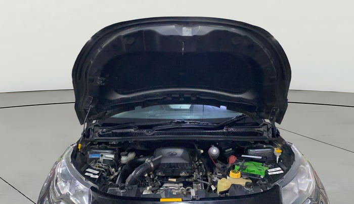 2022 Tata NEXON XE PETROL, CNG, Manual, 35,790 km, Open Bonet