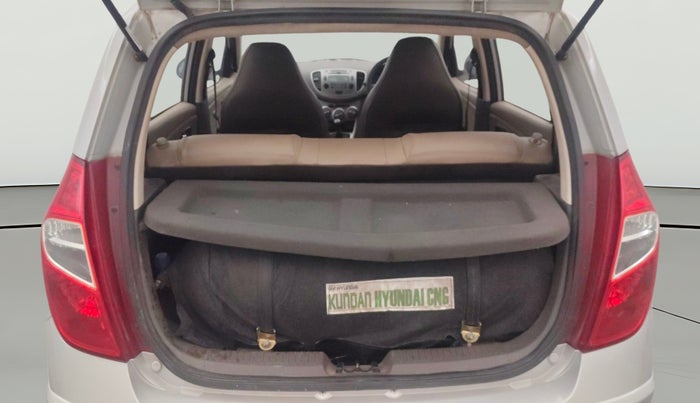 2014 Hyundai i10 SPORTZ 1.1, CNG, Manual, 99,114 km, Boot Open Zoomed View