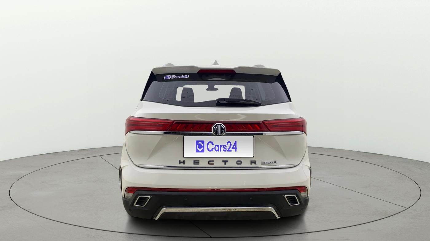 2024 MG HECTOR PLUS SHARP PRO 1.5 TURBO MT 7 STR, Petrol, Manual, 11,010 km, Back/Rear