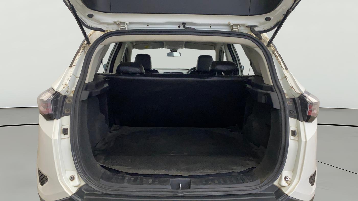 2020 Tata Harrier XE 2.0L KRYOTEC, Diesel, Manual, 92,633 km, Boot Open Zoomed View