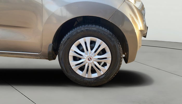 2017 Datsun Redi Go T (O), Petrol, Manual, 55,449 km, Right Front Wheel