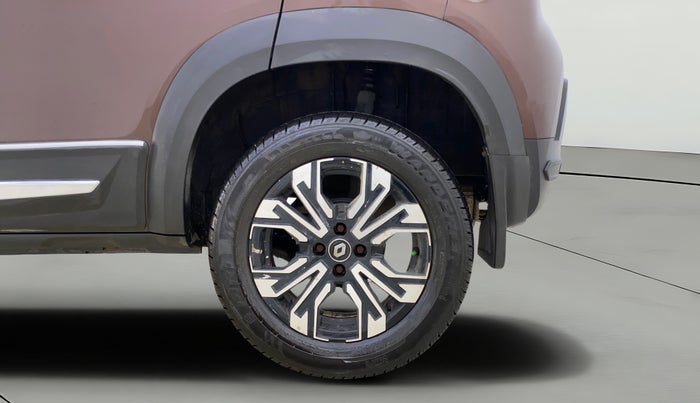 2022 Renault Kiger RXZ MT, Petrol, Manual, 35,730 km, Left Rear Wheel