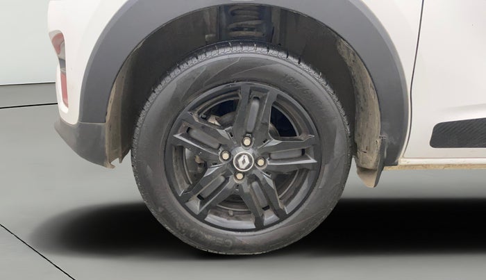 2022 Renault TRIBER RXZ, Petrol, Manual, 18,267 km, Left Front Wheel