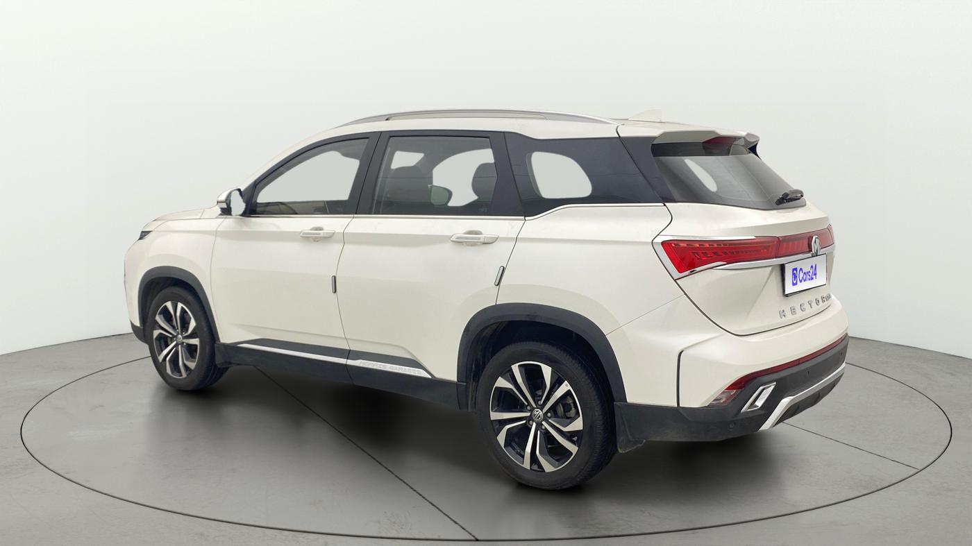 2025 MG HECTOR PLUS SAVVY PRO 1.5 TURBO CVT 7 STR, Petrol, Automatic, 14,716 km, Left Back Diagonal