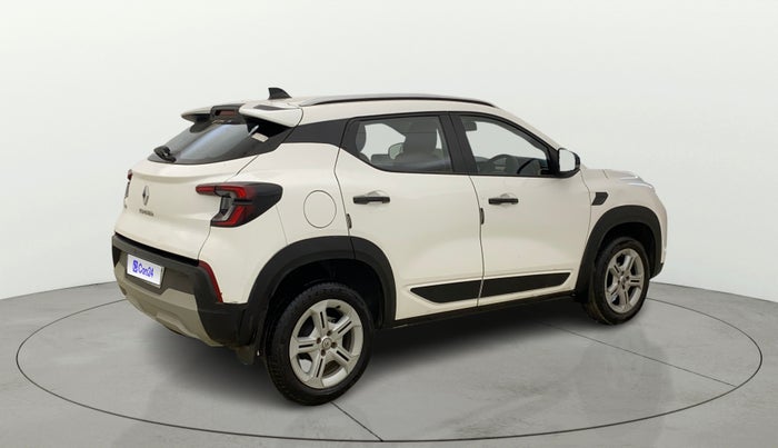 2024 Renault Kiger RXT AMT, Petrol, Automatic, 5,306 km, Right Back Diagonal