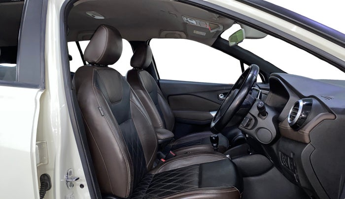 2020 Nissan Kicks XV PREMIUM (O) TURBO 1.3 DUAL TONE, Petrol, Manual, 54,686 km, Right Side Front Door Cabin