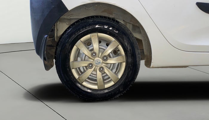 2016 Hyundai Eon D-LITE+, Petrol, Manual, 18,035 km, Right Rear Wheel