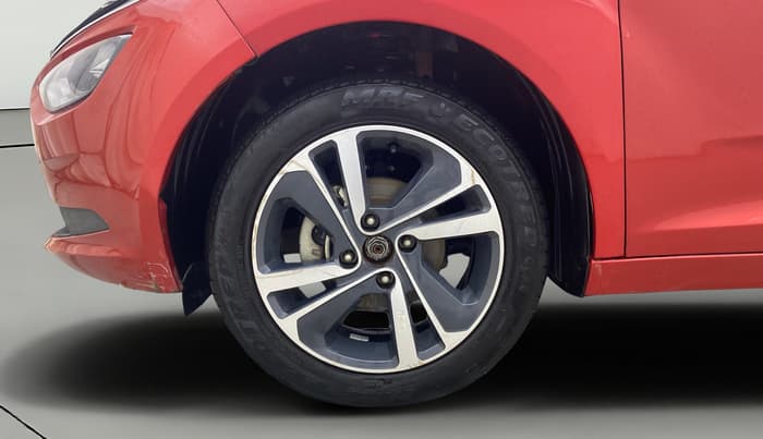2022 Tata ALTROZ XZ PLUS DIESEL, Diesel, Manual, 33,122 km, Left Front Wheel